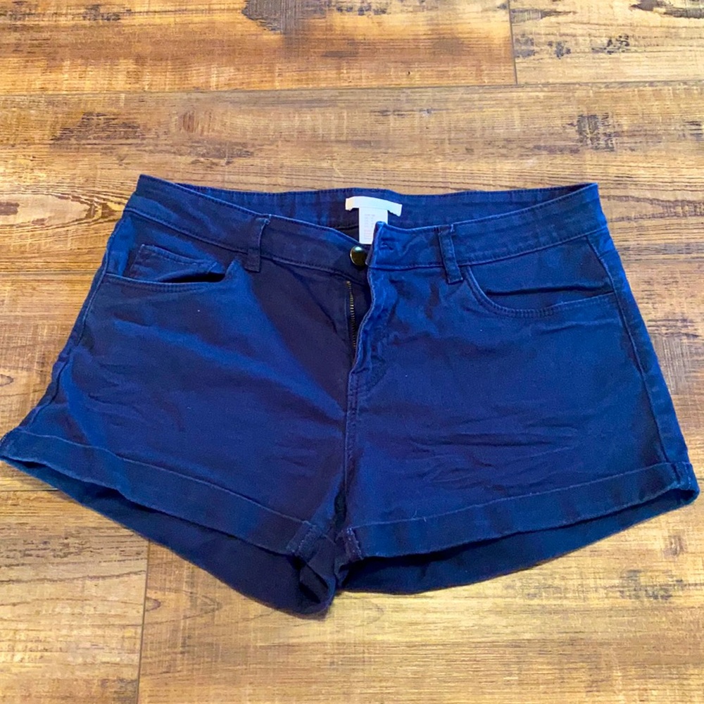 H&M navy shorts! Sz. 8 EUC!!